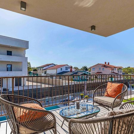 Appartement Ap Caci Mit Pool - Istriensonne 0712-0737 à Medulin Extérieur photo